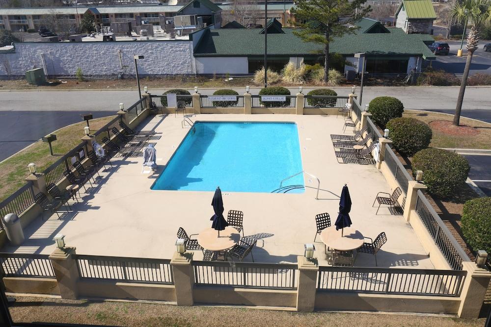 Hampton Inn Самтер Экстерьер фото