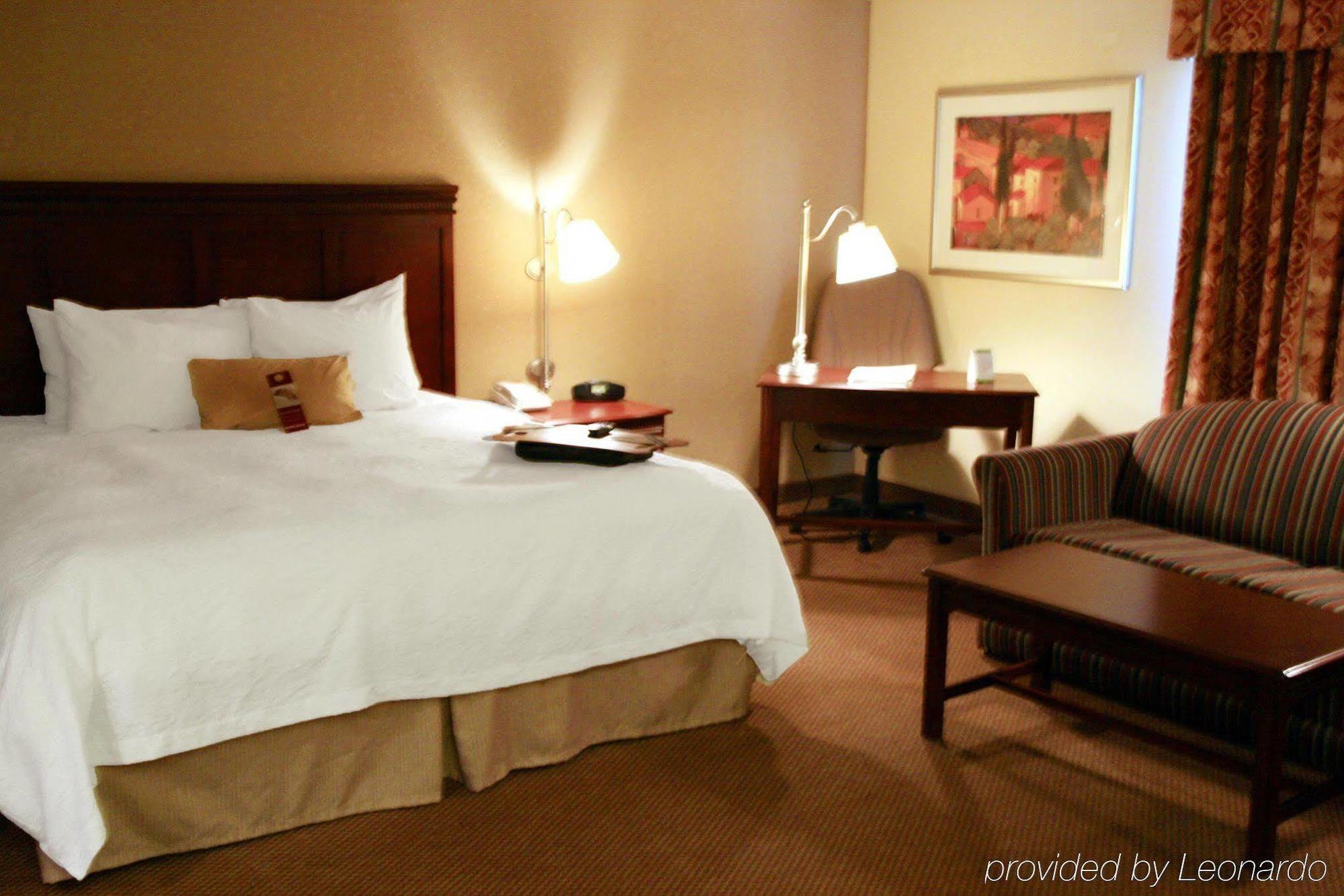 Hampton Inn Самтер Номер фото